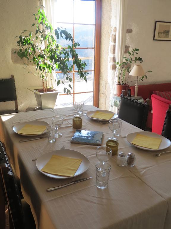 Les Grandes Fontaines Bed & Breakfast La Longine Exterior photo